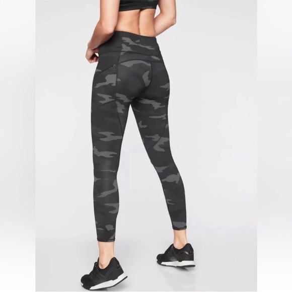 Athleta Pants - Like New Athleta Camo Contender 7/8 Tight / Legging Black / Grey Camo Print Tall